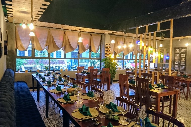 Avocado Restaurant - Hạ Long